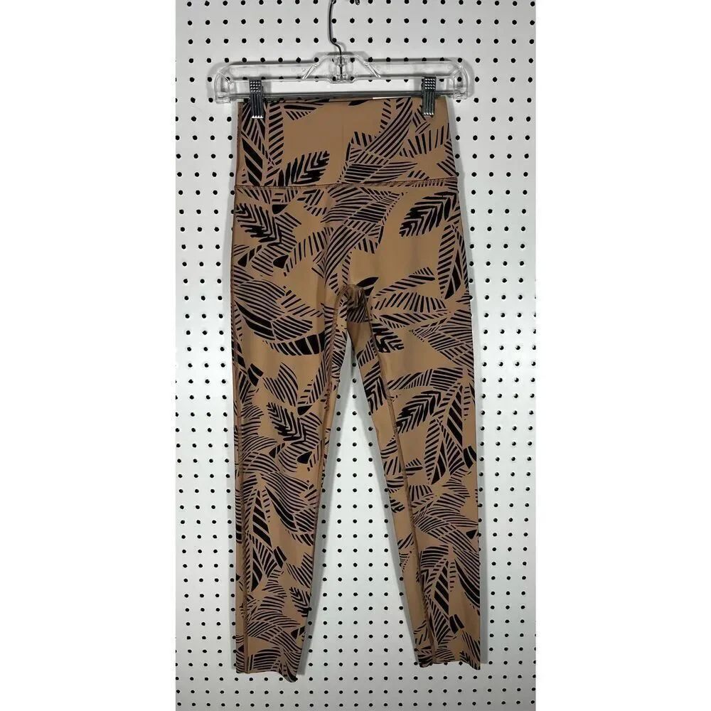Aerie tan tropical floral leggings size M